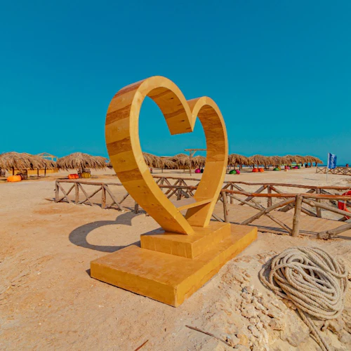 Hula Hula Island: Guided Cruise from Hurghada + Snorkeling + Lunch - Photo 4