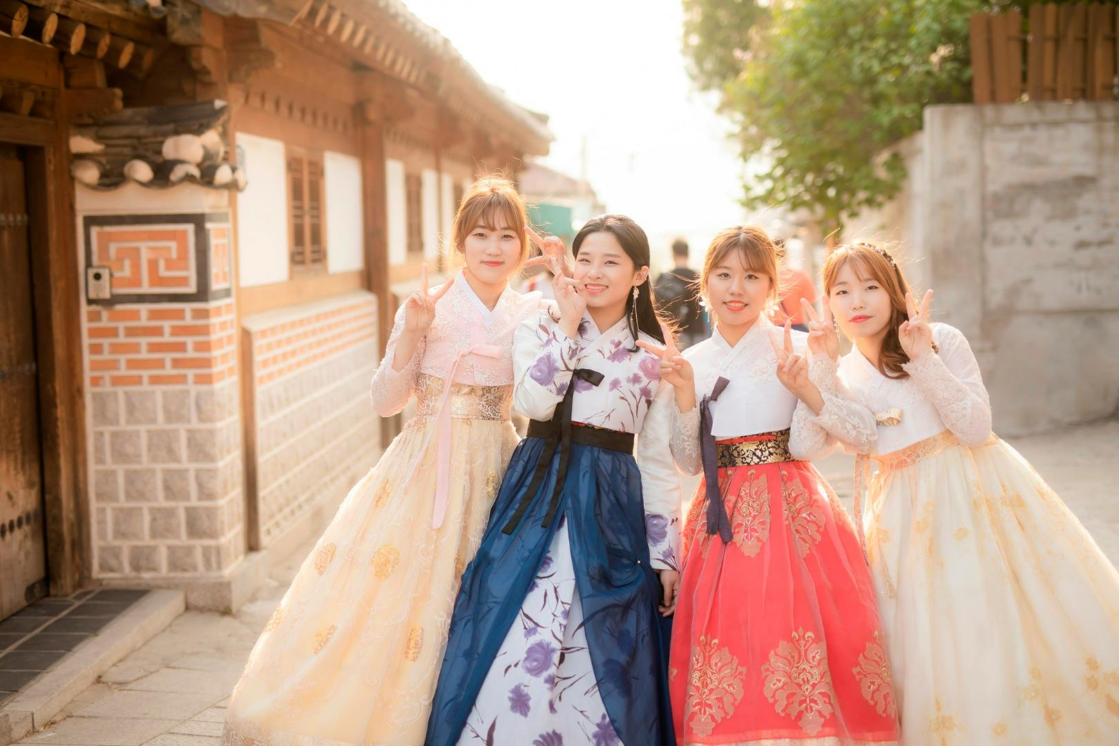Seoul Gyeongbokgung: Hanbok Rental Experience - 1-Day Rental - Photo 7