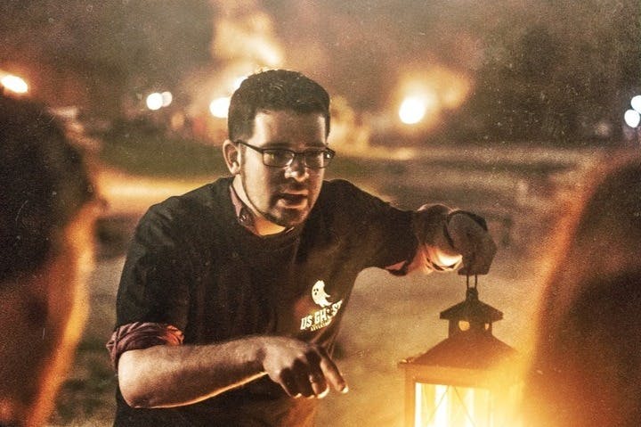 Els nostres guies t'explicaran històries que et faran voler saber més sobre el passat embruixat de Washington DC.