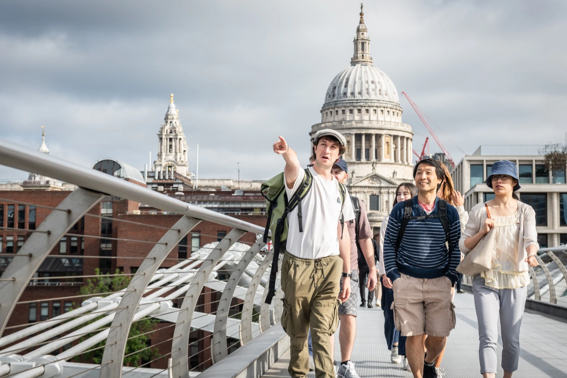 London: 30+ Top Sights Guided Walking Tour + St. Paul's Cathedral Entry