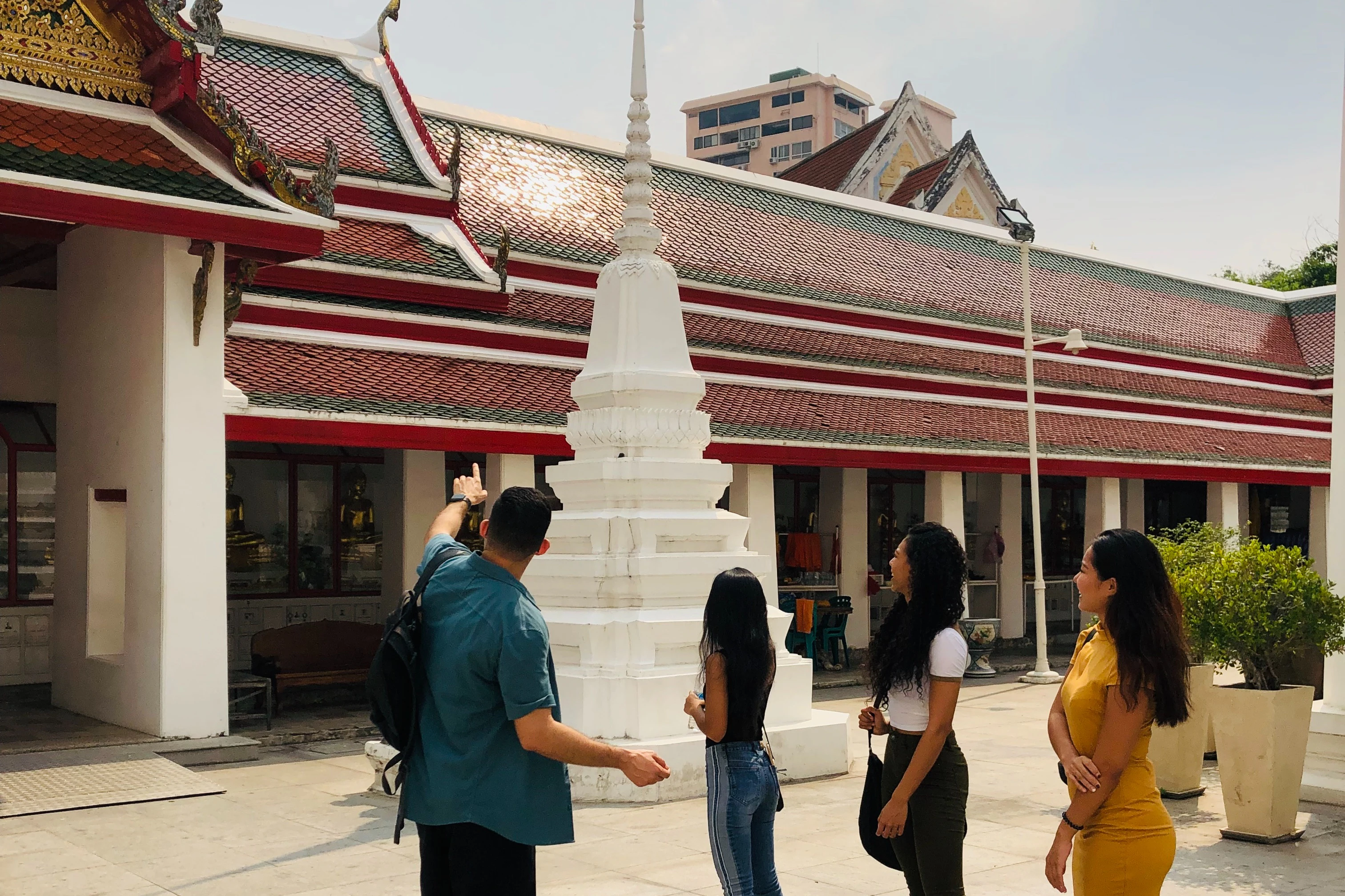 Bangkok: 30 Top Attractions Guided Tour