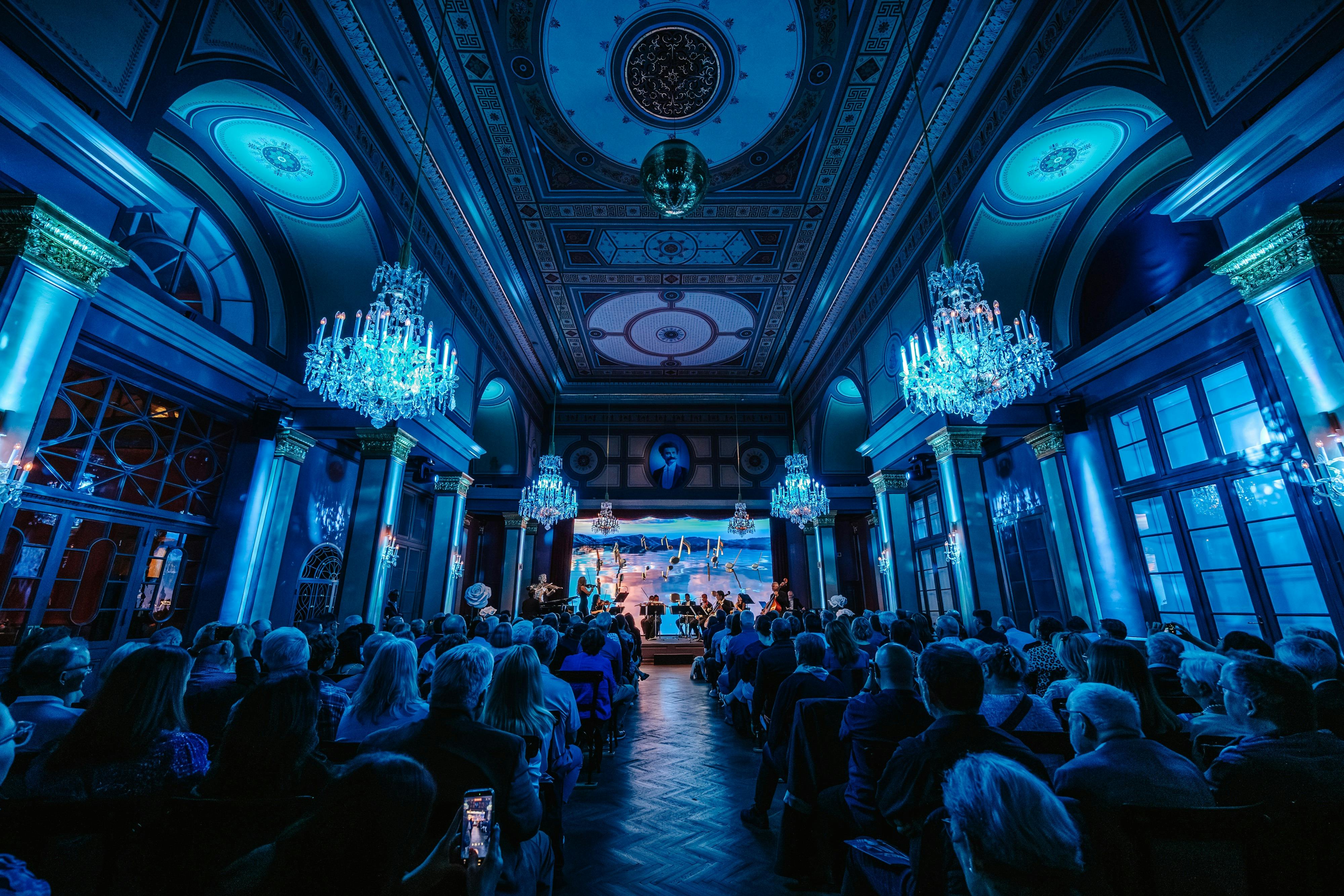 Viena: Entrada no Museu Casa de Strauss + Concerto ao vivo + Copo de vinho - Photo 7