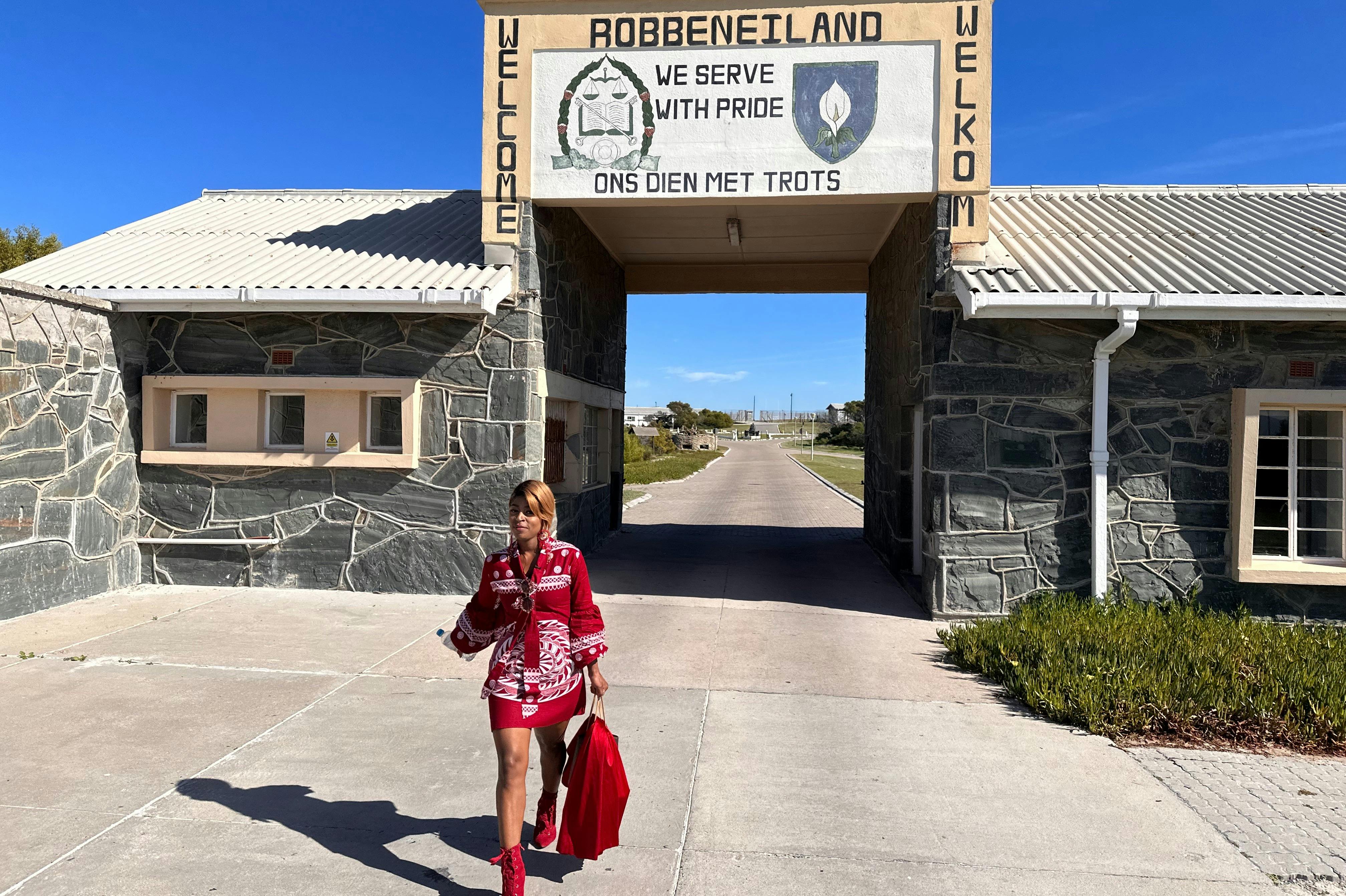 罗本岛自由长征