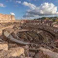 Binnen in het Colosseum