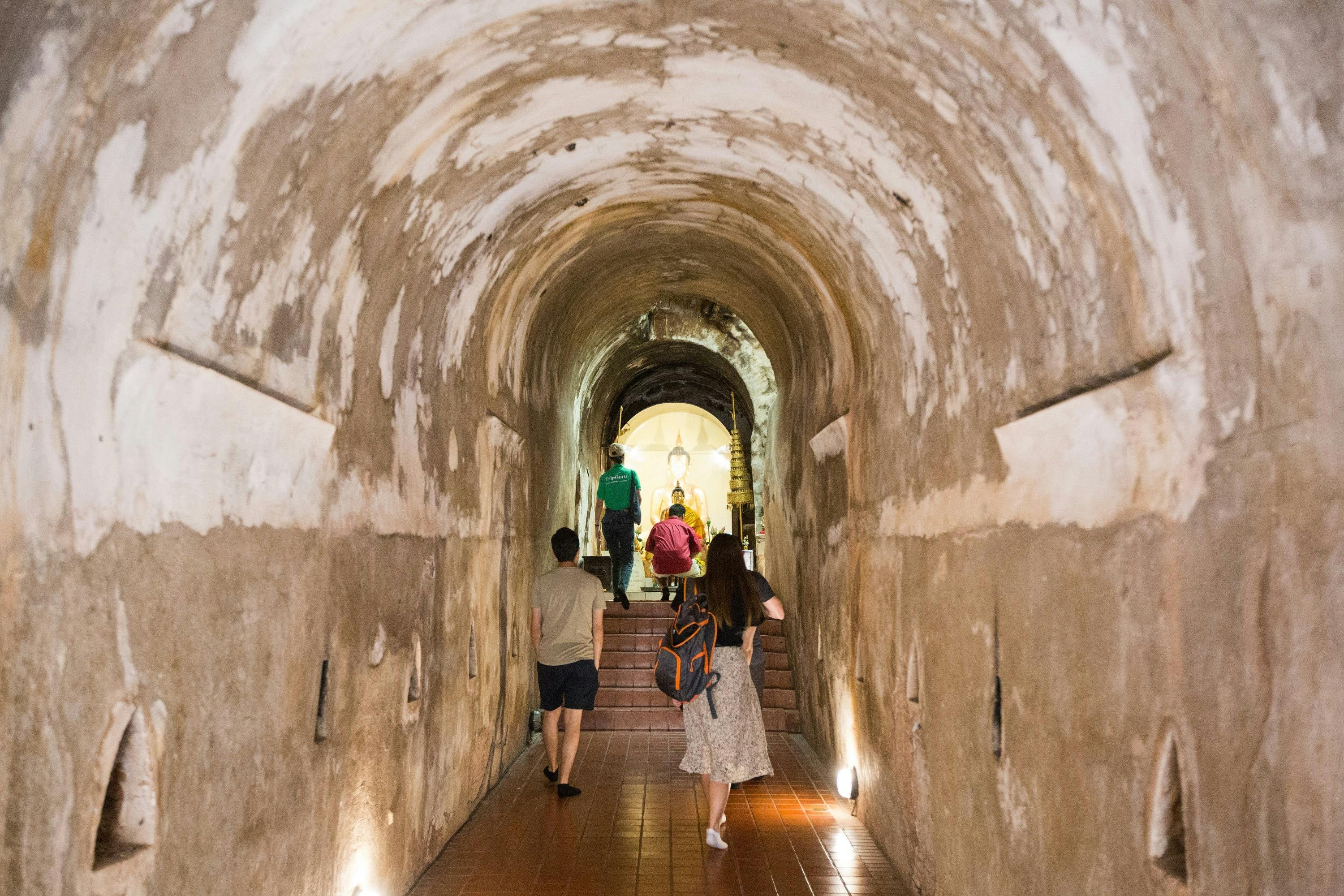 Βατ Ουμόνγκ