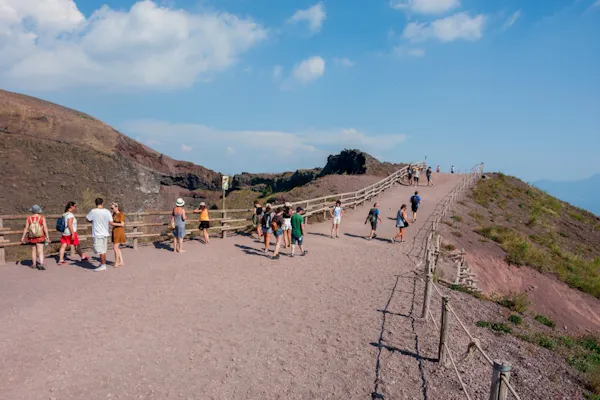Mont Vésuve : billet coupe-file + aller-retour depuis Naples