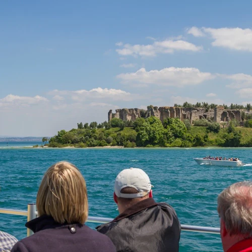 Verona, Lake Garda & Sirmione: Guided Tour from Venice + Boat Cruise - Photo 5