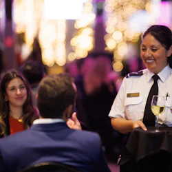 Quebec City: 3-Course Sightseeing Dinner Cruise 3