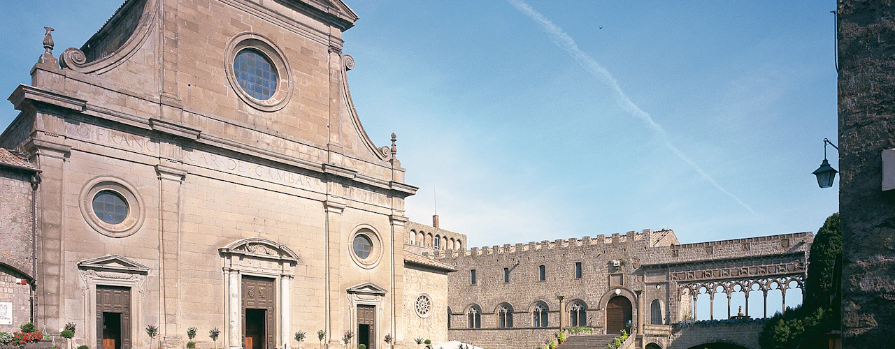 Salta la fila per il Palazzo dei Papi (Polo Monumentale Colle del Duomo)