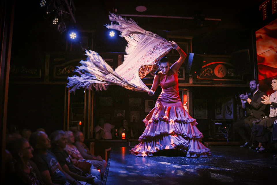 Dancer with shawl