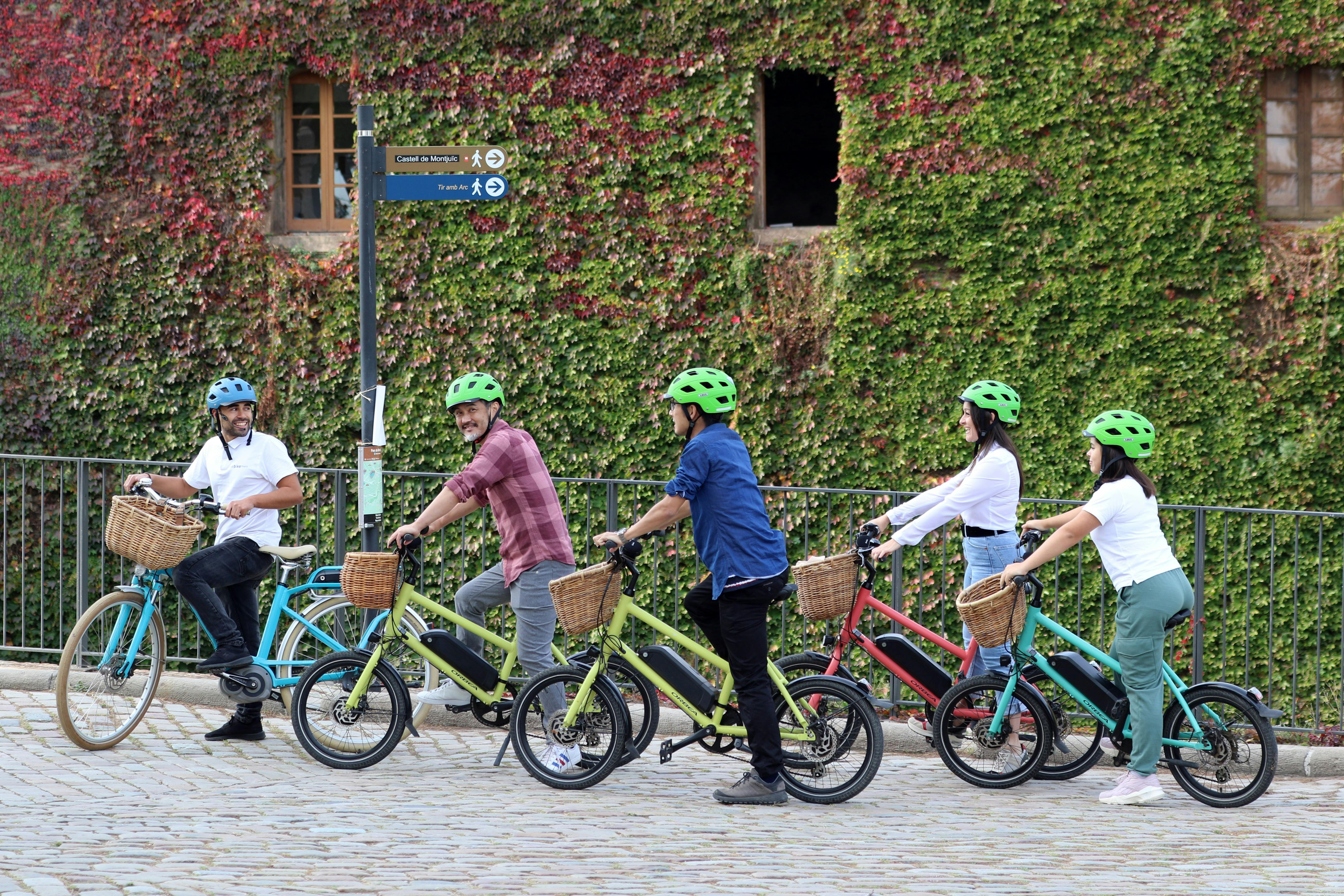 Prohlídka elektrokol v Barceloně,Montjuïc