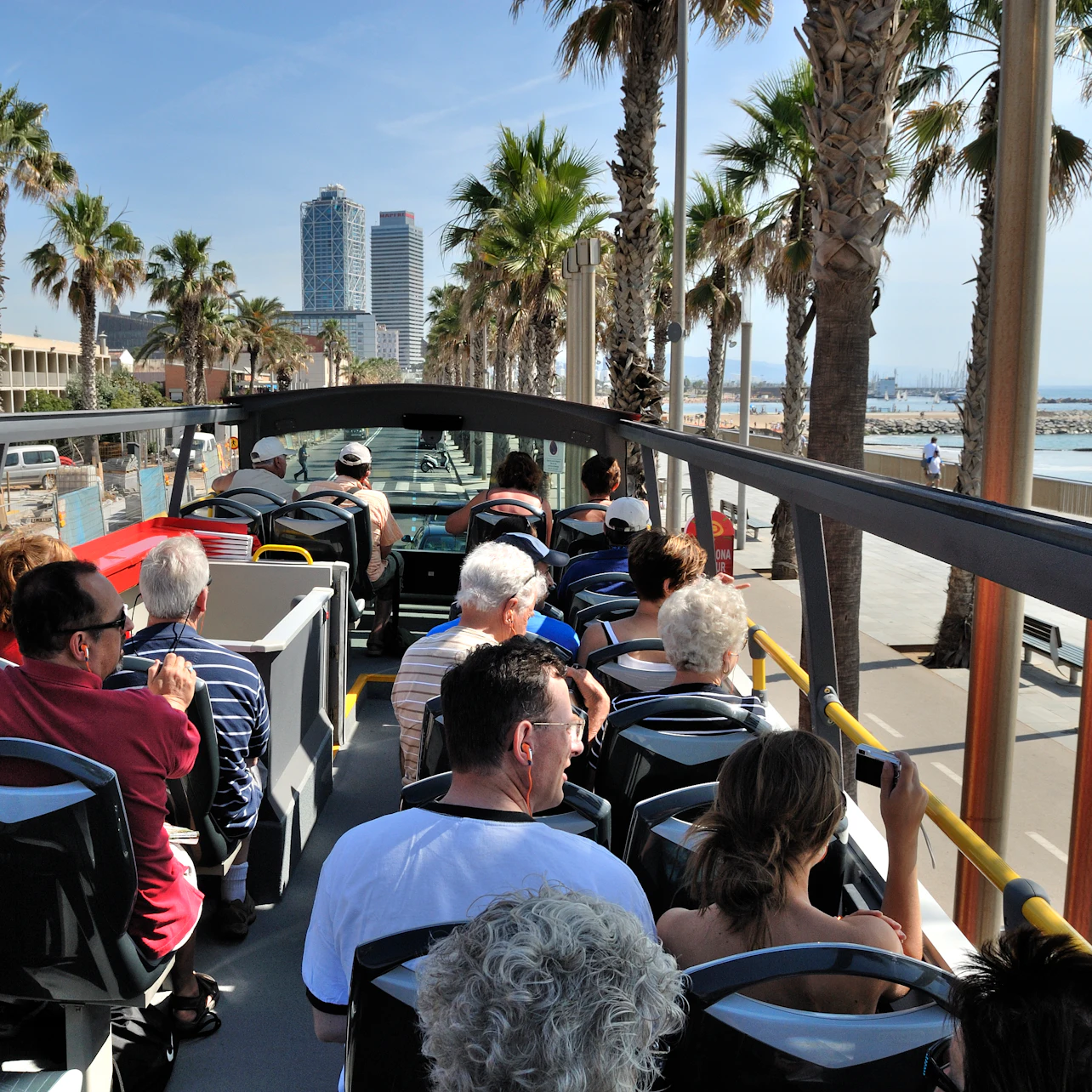 City Tour Barcelona: 24-Hr or 48-Hr Hop-on Hop-off Bus Tour in Barcelona β Tiqets
