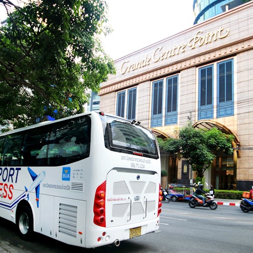 Bangkok: Traslado en autobús del aeropuerto de Suvarnabhumi (BKK) a Bangkok
