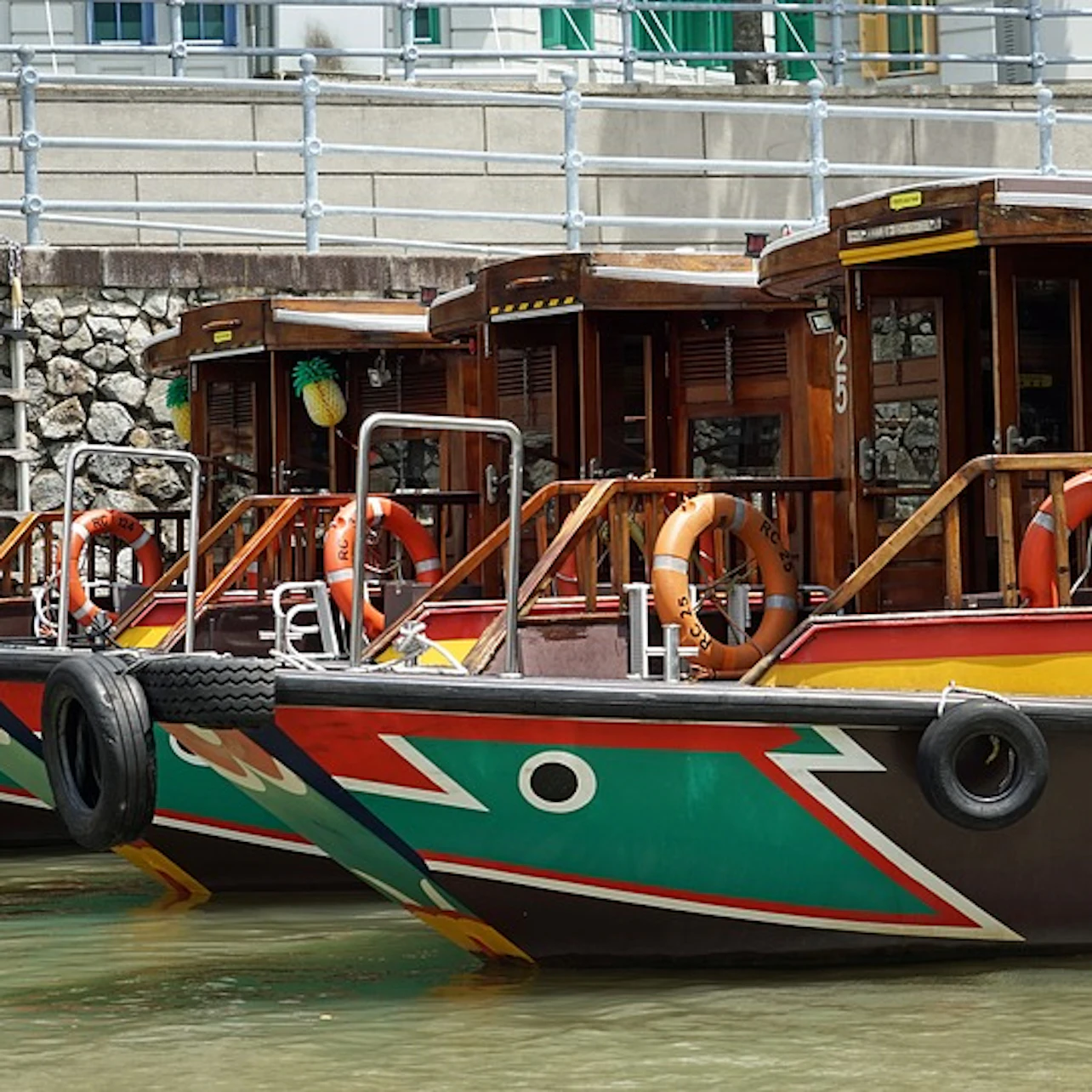 Singapore: River Cruise from Clarke Quay in Singapore β Tiqets