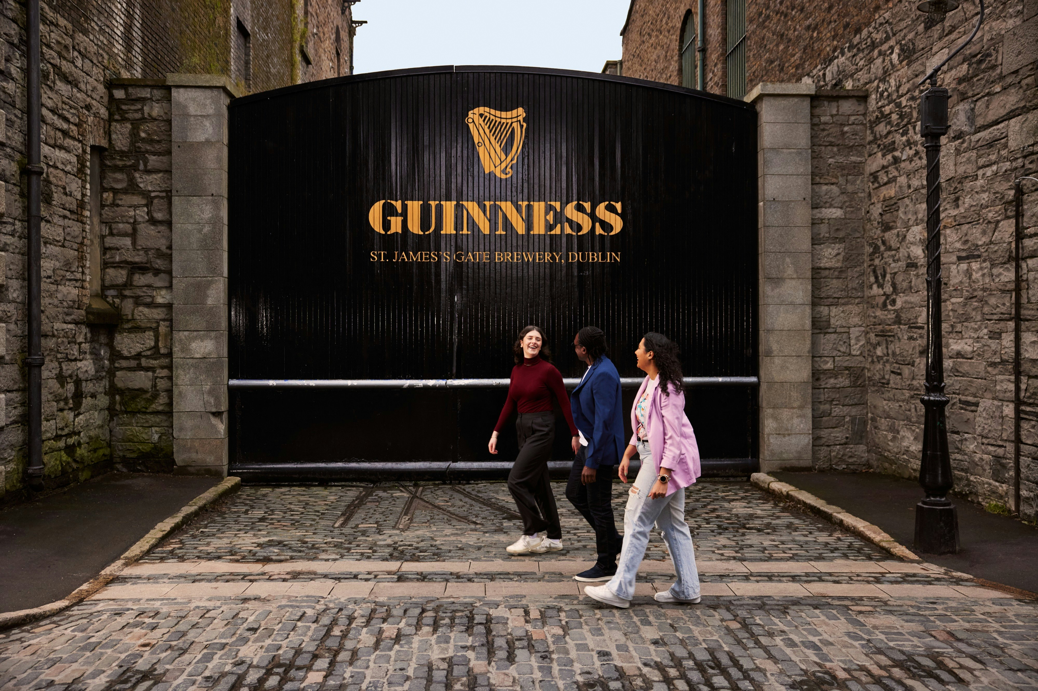 Guinness Storehouse: Entrada + Visita guiada a la Destilería Jameson + Degustación