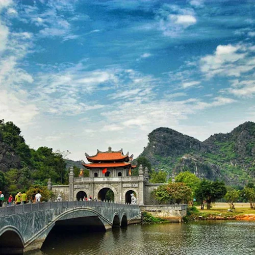 Hoa Lu, Trang An e Gruta de Mua: Visita guiada de um dia a partir de Hanói + almoço + transferes - Photo 2