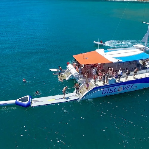 Algarve Beaches: Half-Day Catamaran Cruise from Lagos