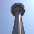 la torre de 775 peus ofereix una vista de 360 graus de les cascades del Niagara des de dalt!