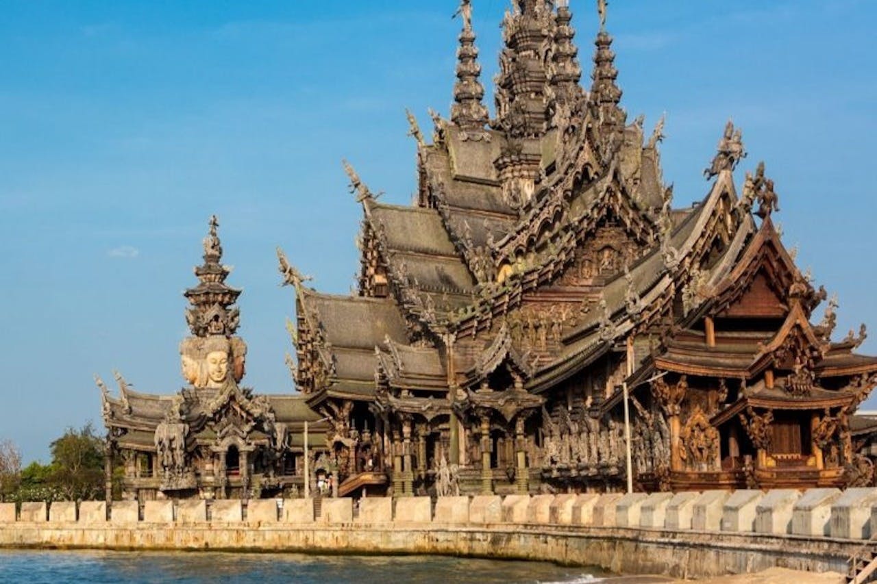 Incredible Pattaya Coral Island and Sanctuary of Truth