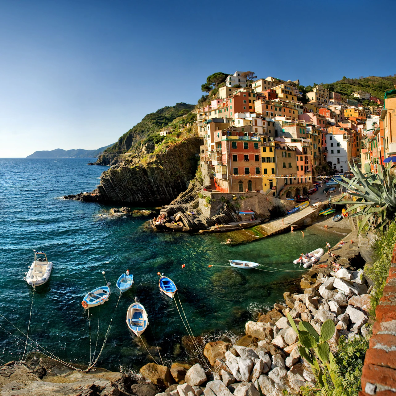 Cinque Terre : Riomaggiore et Monterosso - Visite guidée en bateau