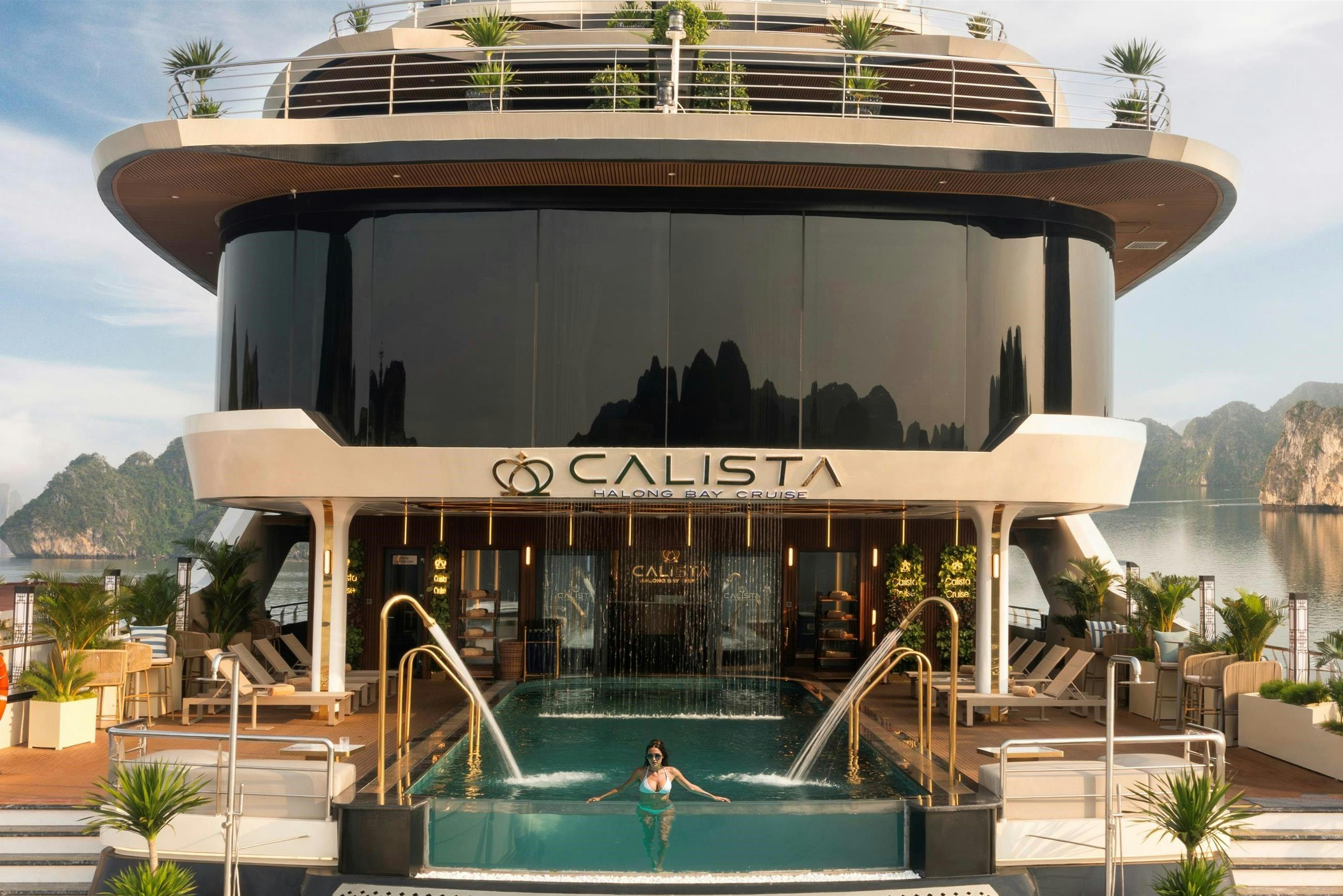 Baia di Ha Long: 2D1N Crociera Calista a 5 stelle + Sung Sot e Ti Top + Trasferimento opzionale — 2