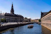 Klassisk kanaltur gennem Frederiksholms kanal