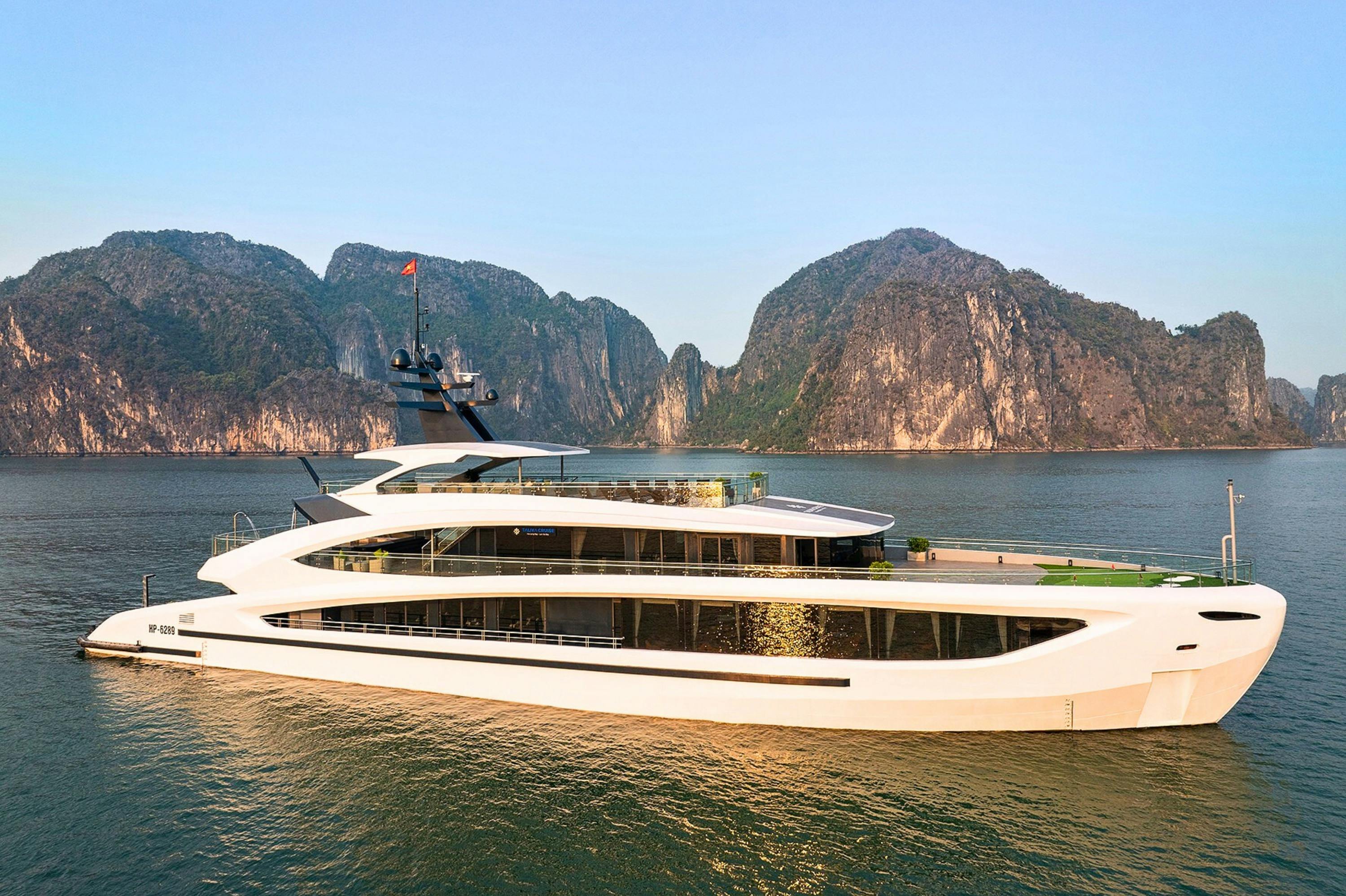 Hạ Long & Lan Ha Bay: Luxury Taliya Day Cruise + Lunch + Optional Transfer 2