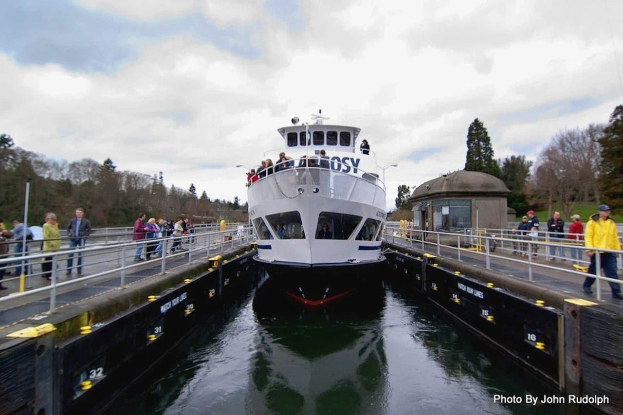 Jednokierunkowe zamki Cruise + Hop on Hop off Bus