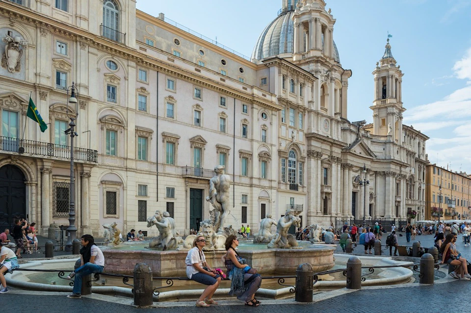 Navona Square