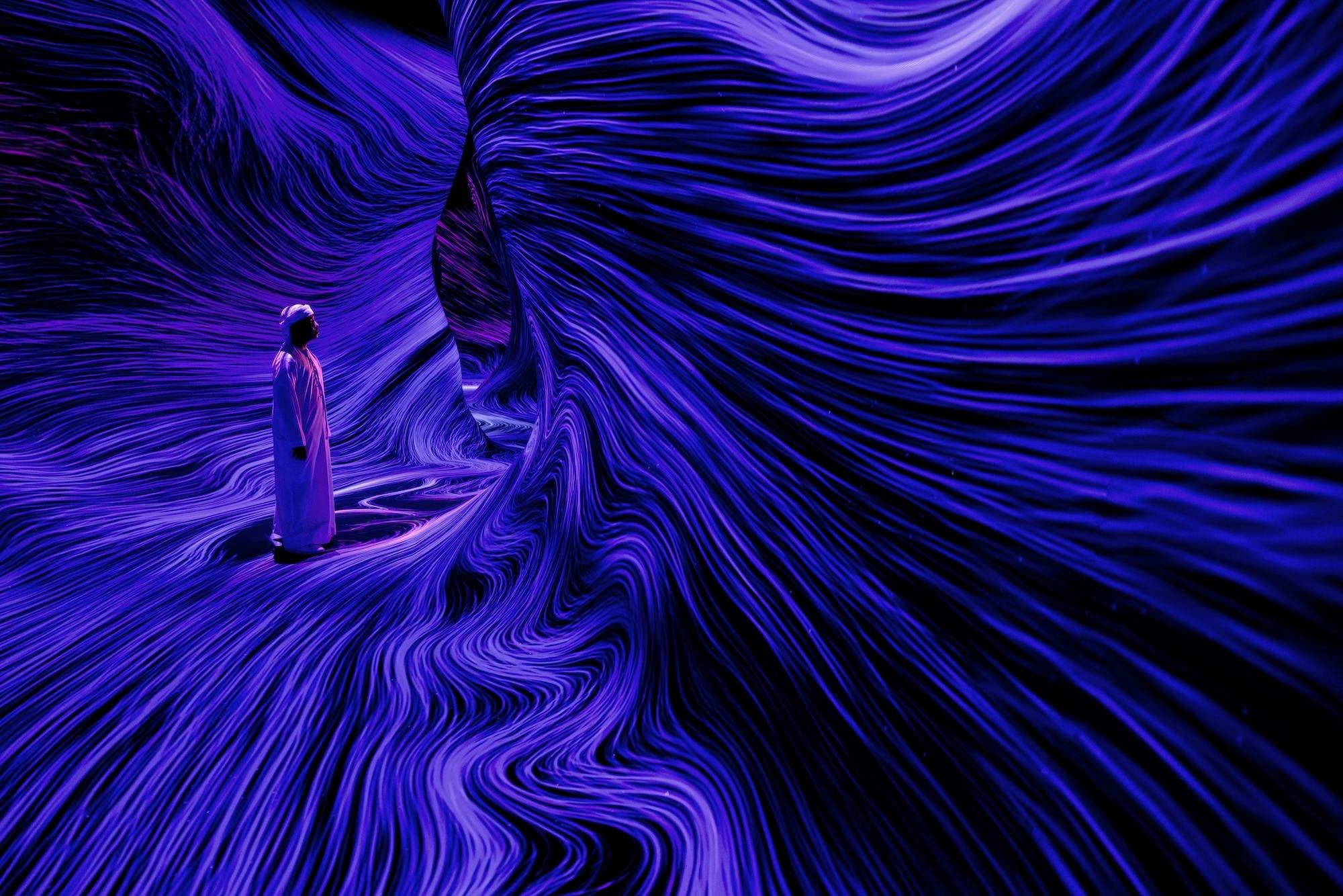 teamLab ， Wind Form © teamLab