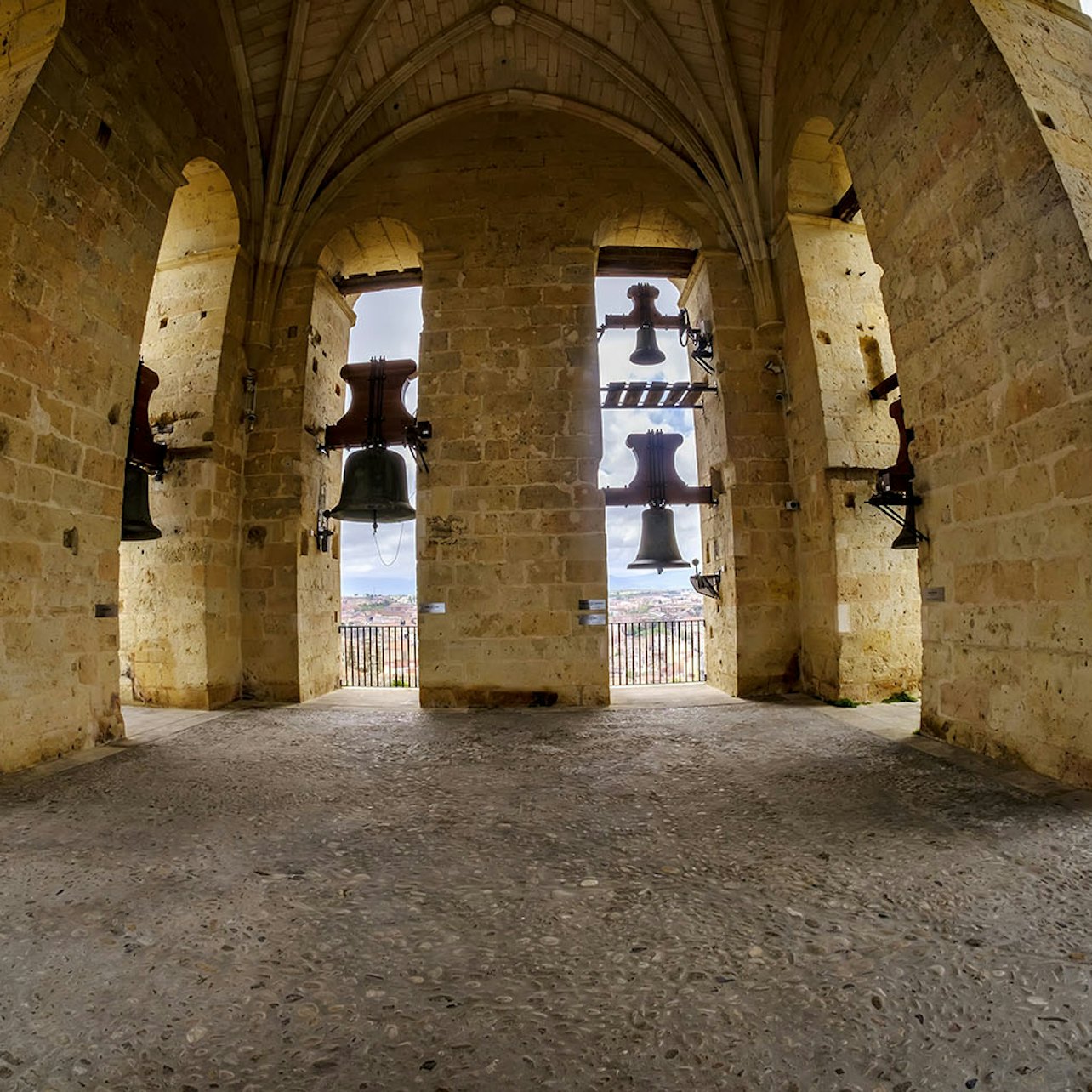 Catedral de Segóvia: visita guiada à torre dos sinos - Acomodações em Segovia