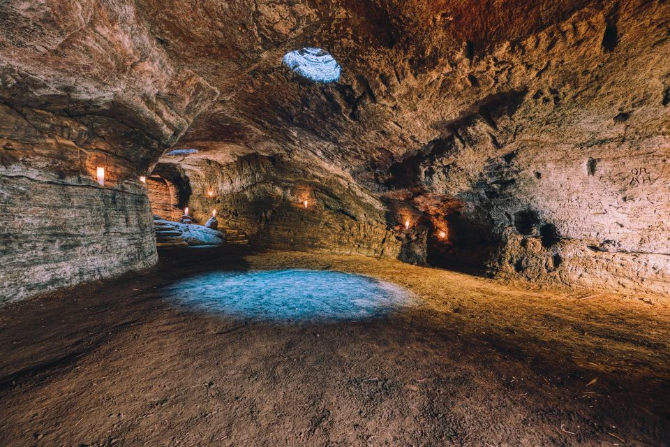 Caves of Hella: Guided Tour