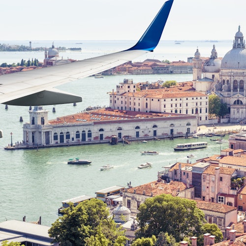 Traslado en barco Alilaguna entre el Aeropuerto de Venecia Marco Polo y Venecia