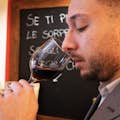 πώς να δοκιμάσετε κρασί, πρώτα στη μύτη σε γευσιγνωσία κρασιού στο Τορίνο