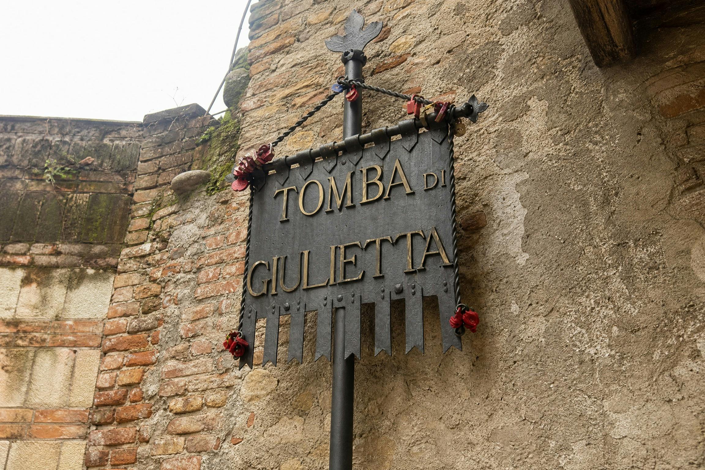 Verona: Fast Track Entry to Juliet's House + Audio Guide - Photo 5