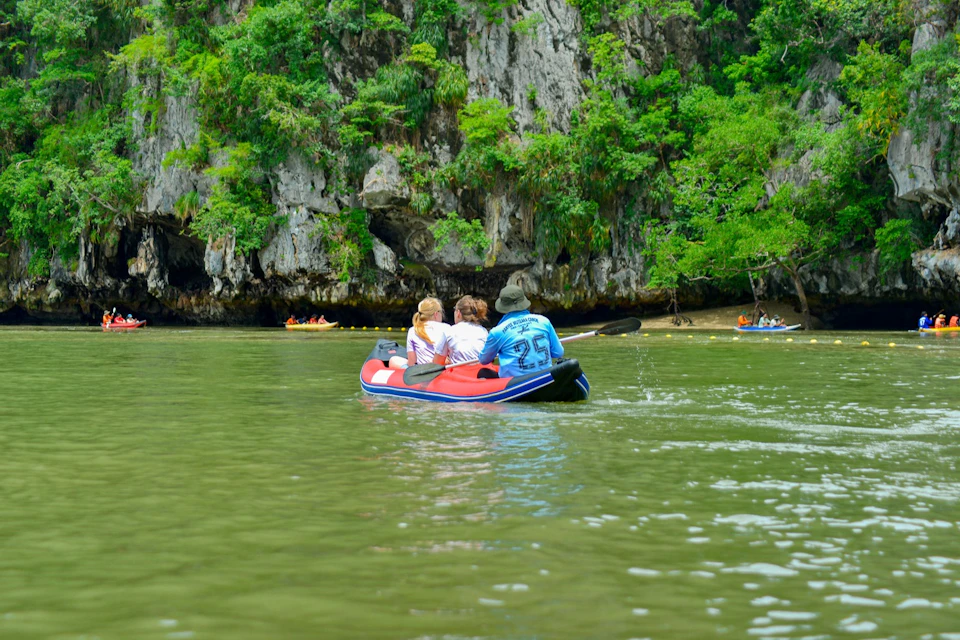 James Bond Island & Phang Nga Bay: Longtail Boat Tour from Phuket + Transfers