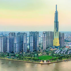 Landmark 81: SkyView Entry + VR Experience