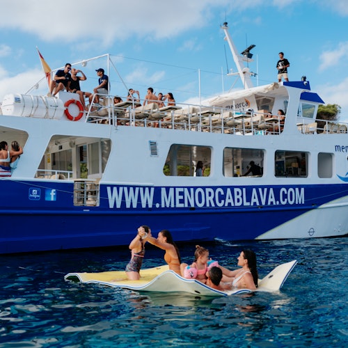 Menorca: Tour en barco por la costa sur + Comida