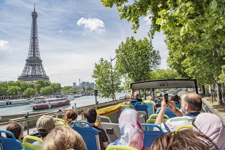 Tootbus Paris: Экологически чистый автобус Hop-on Hop-off Билет - 3