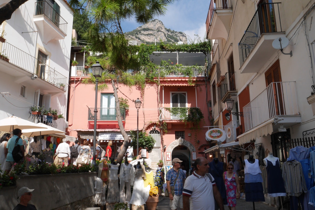 Pompeii & Positano: Day Trip from Rome + Limoncello Tasting - Accommodations in Rome