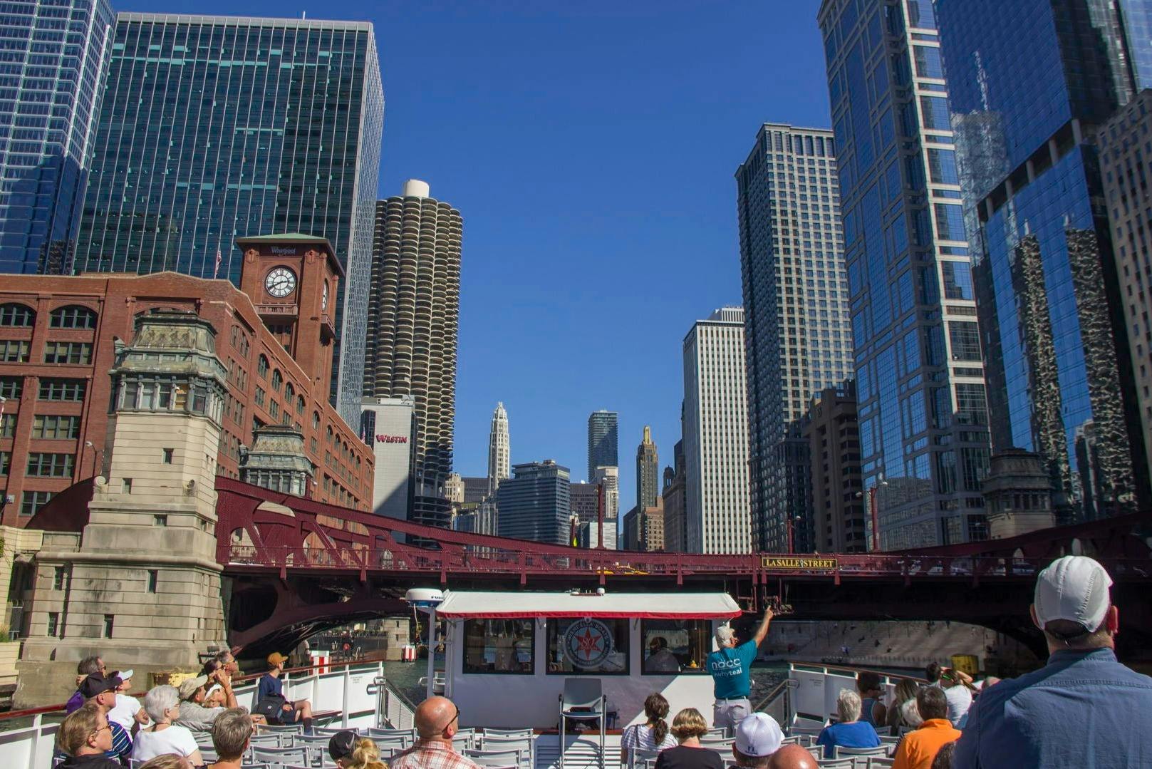 Crociera architettonica di 45 minuti sul fiume Chicago
