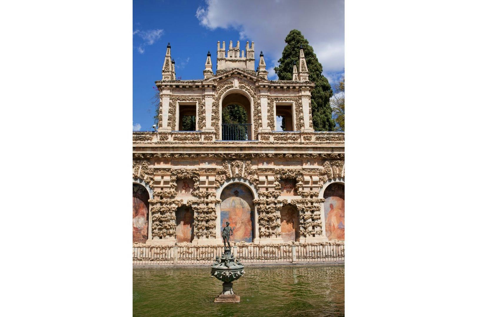 Royal Alcázar of Seville, Cathedral & Giralda: Entry + Guided Tour 4