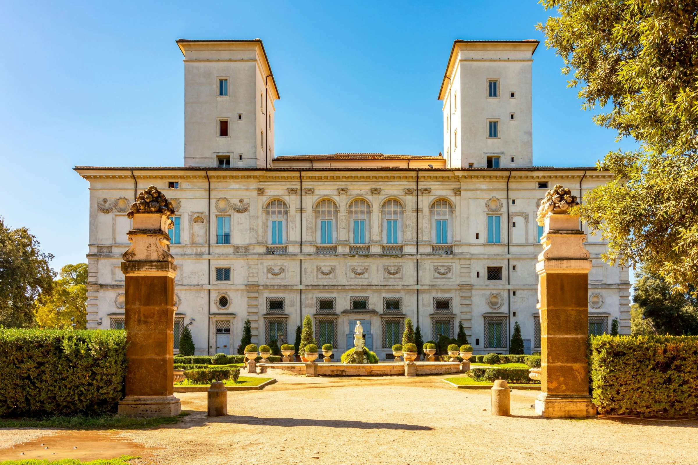 Galería Borghese: Entrada con anfitrión