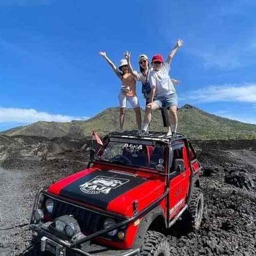 Mount Batur: Jeep Tour + Kintamani Cafe + Ubud Village