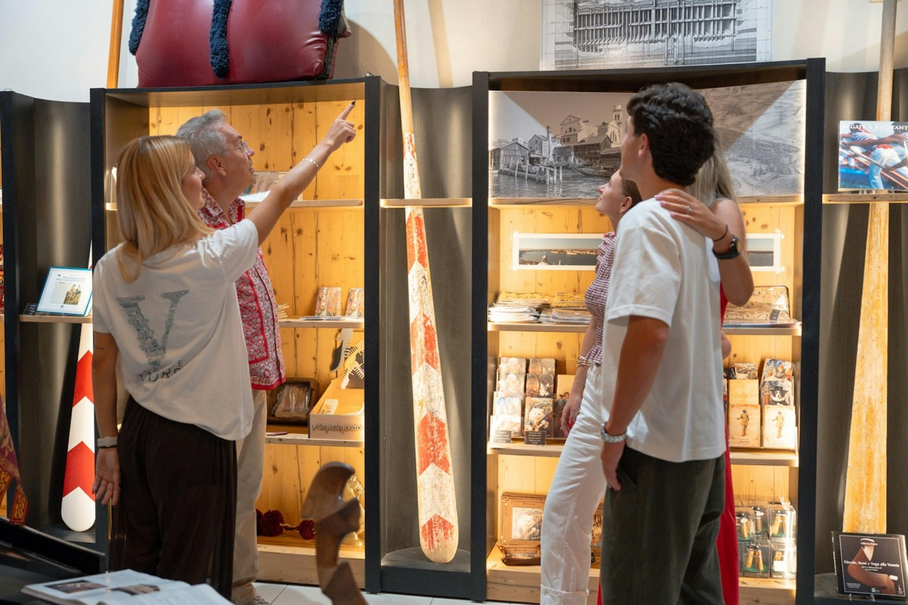 Gondola Gallery: Guided Tour + VR Experience
