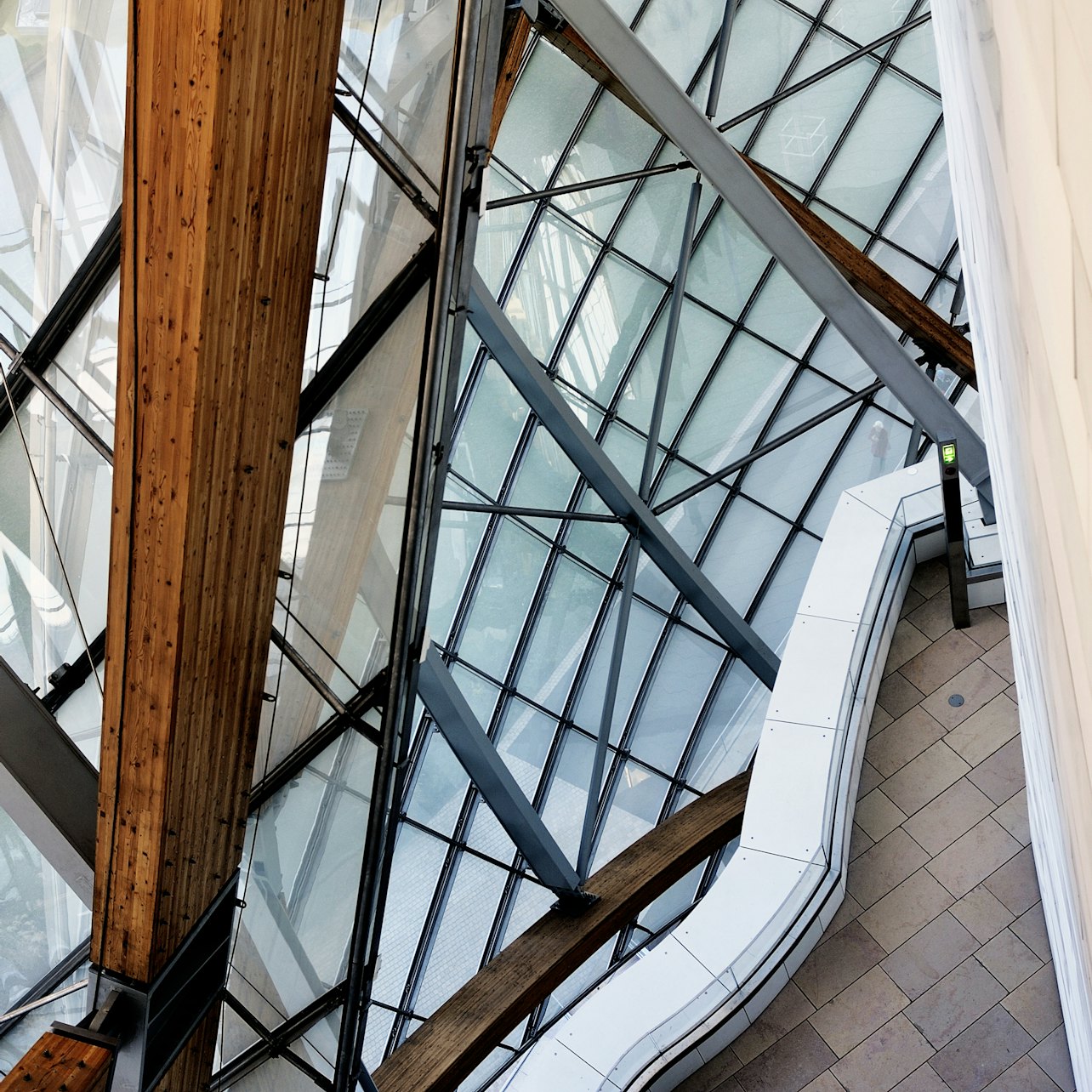 Fondation Louis Vuitton: Premium Access in Paris – Tiqets