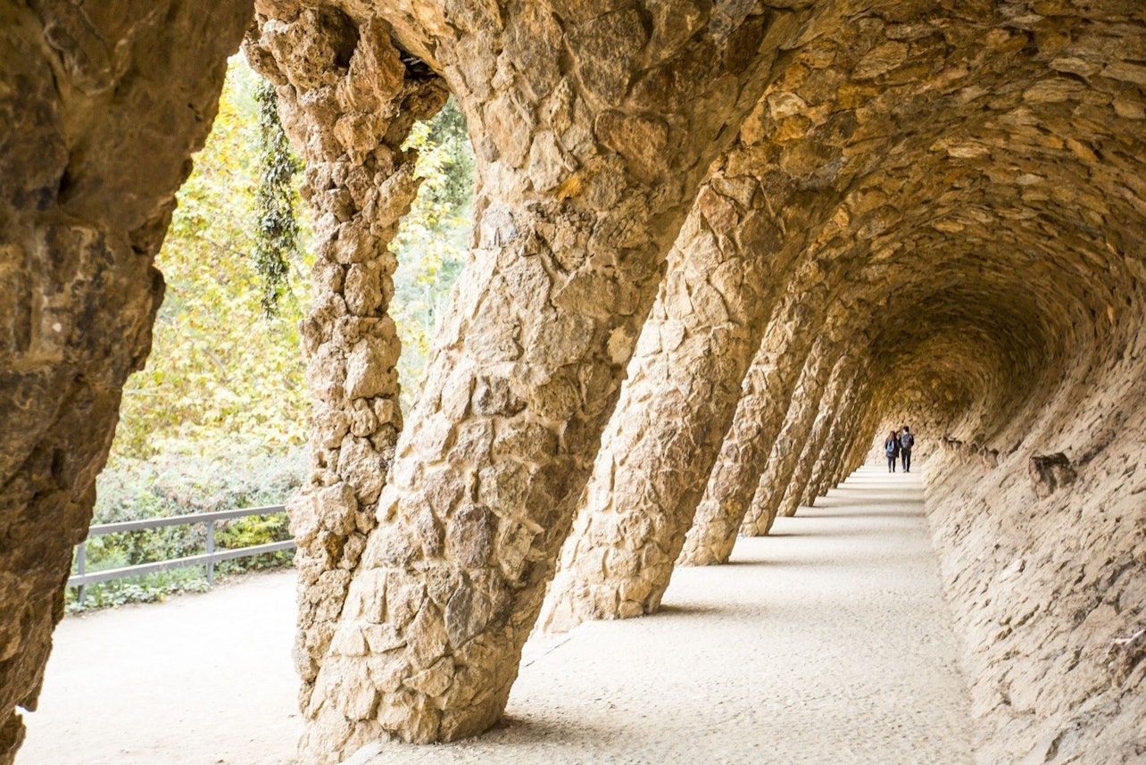 Modernismo a Barcellona: Tour guidato pomeridiano + Sagrada Familia + Parco Güell - Alloggi in Barcellona