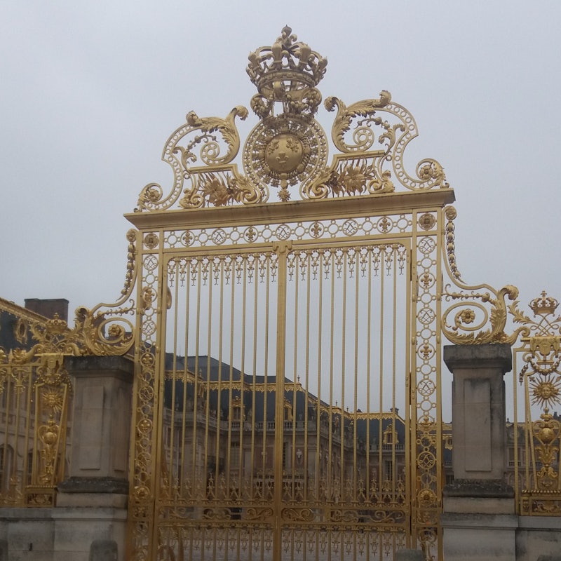 Palace of Versailles Day Trip from Paris