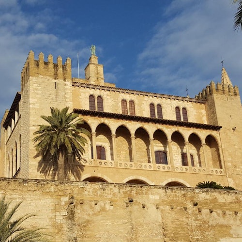 Royal Palace of La Almudaina + Digital Royal Guide
