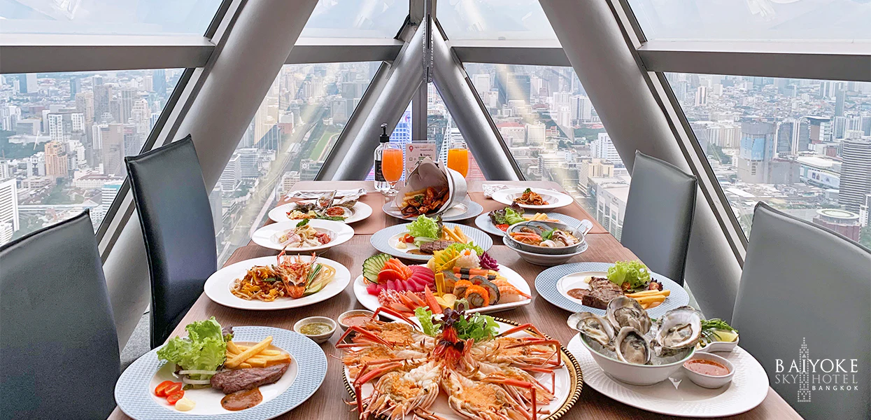Bangkok: Buffet Lunch/Dinner at Baiyoke Sky Restaurant
